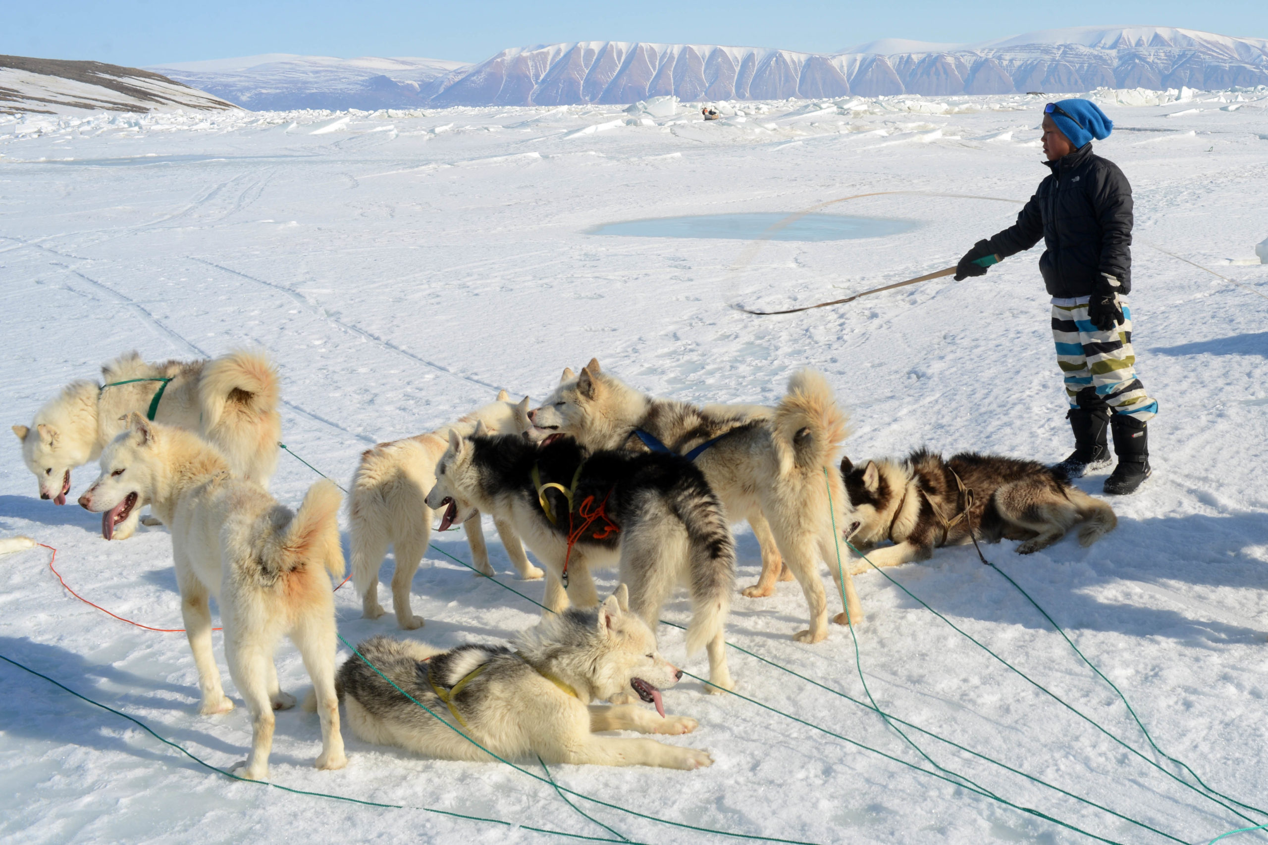 From Animal Skins to Enduring Clothing: The Secrets Behind Eskimo Winter Survival