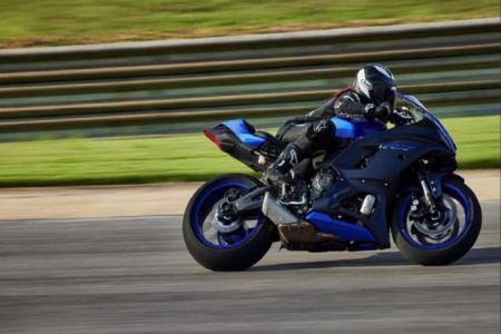 middleweight sports bikes