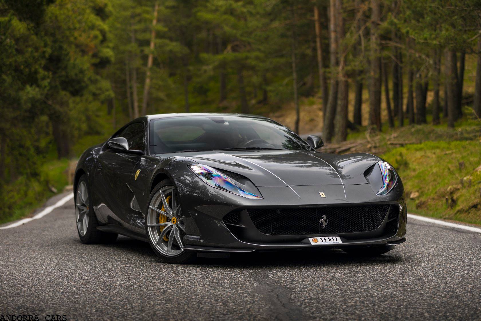 Ferrari 812 Superfast: A Monster on the Road with 789 Horsepower