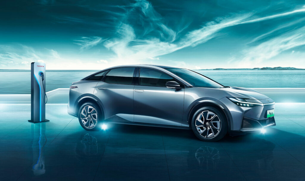 Toyota’s Game-Changing Electric Car: 1200 km Range on a Single Charge