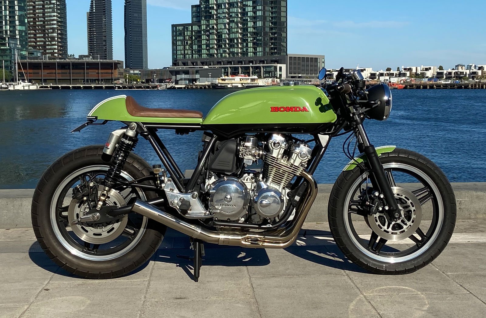Vintage Elegance Meets Modern Performance: The CB750F Café Racer Build