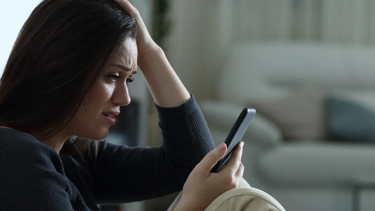 Don’t Panic: Easy Steps to Resurrect a Non-Responsive Phone
